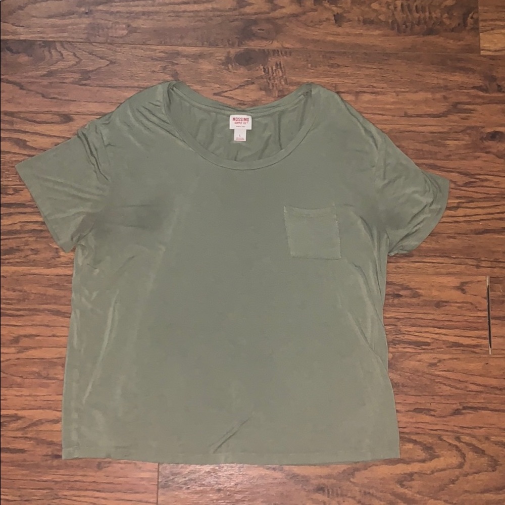 Mossimo women’s short sleeve olive green tshirt